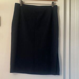 Classic Navy Pencil Skirt - Sleek Professional Style